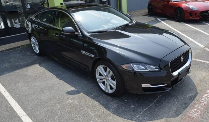2016 Jaguar XJ XJ R-Sport Sedan 4D full