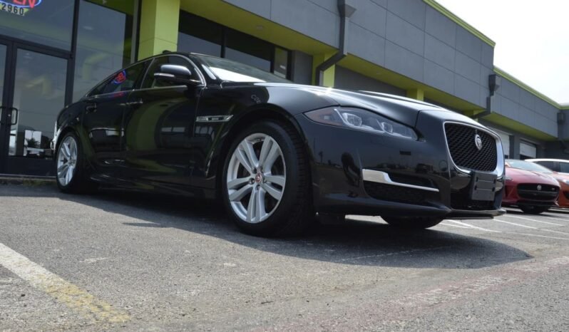 2016 Jaguar XJ XJ R-Sport Sedan 4D full