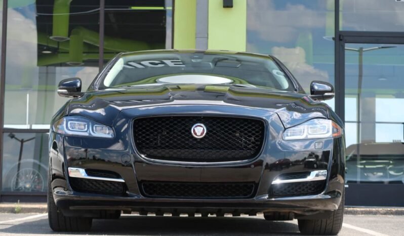 2017 Jaguar XJ XJ R-Sport Sedan 4D full