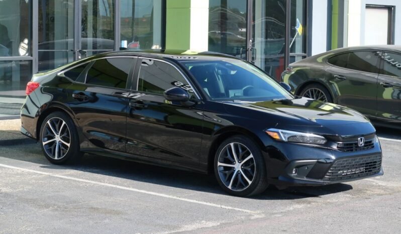2022 Honda Civic Touring Sedan 4D full