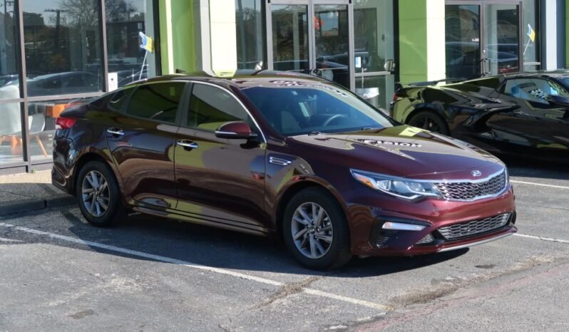 2020 Kia Optima LX Sedan 4D full