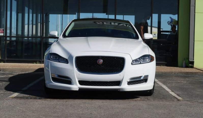 2019 Jaguar XJ XJ R-Sport Sedan 4D full