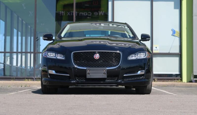 2017 Jaguar XJ XJ R-Sport Sedan 4D full