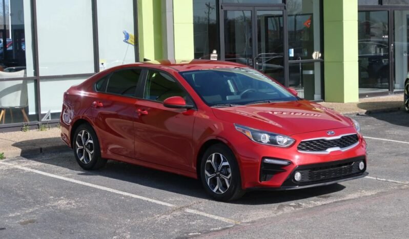2019 Kia Forte LXS Sedan 4D full