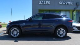 2019 Jaguar F-PACE 25t Prestige Sport Utility 4D full
