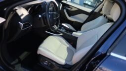 2019 Jaguar F-PACE 25t Prestige Sport Utility 4D full