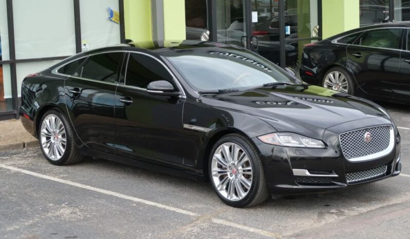 2017 Jaguar XJ XJ R-Sport Sedan 4D full