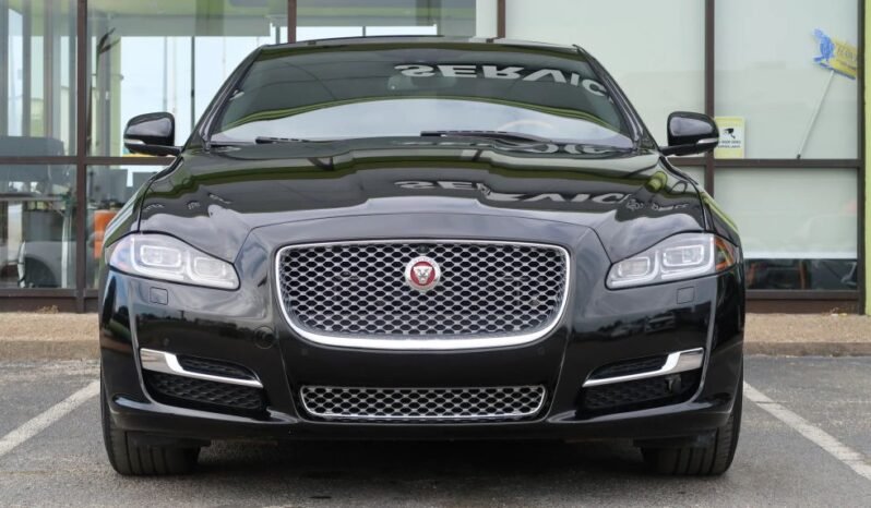 2017 Jaguar XJ XJ R-Sport Sedan 4D full