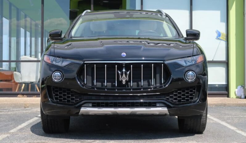 2017 Maserati Levante Sport Utility 4D full