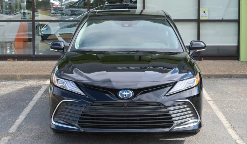 2023 Toyota Camry Hybrid XLE Sedan 4D full