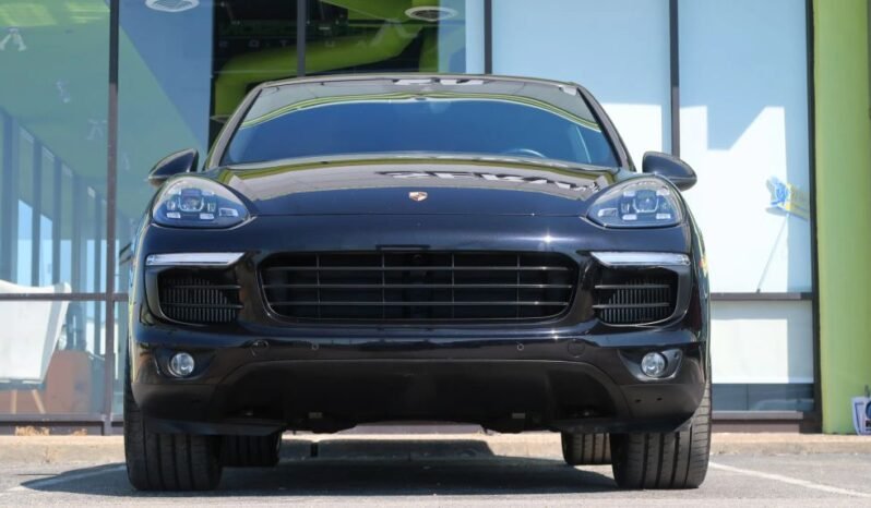 2018 Porsche Cayenne S Sport Utility 4D full