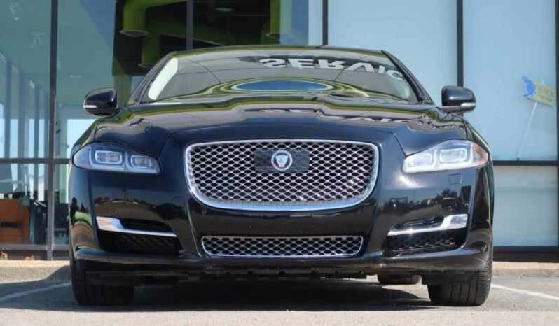 2017 Jaguar XJ XJL Portfolio Sedan 4D full