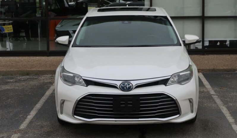 2018 Toyota Avalon Hybrid Limited Sedan 4D full