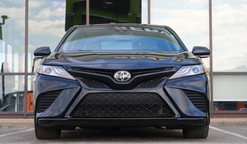 2019 Toyota Camry XSE Sedan 4D full