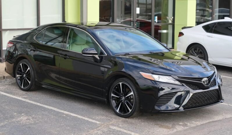 2019 Toyota Camry XSE Sedan 4D full