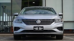 2020 Volkswagen Passat SEL Sedan 4D full