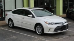 2018 Toyota Avalon Hybrid Limited Sedan 4D full