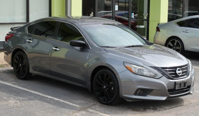 2018 Nissan Altima Sedan 4D SR 2.5L I4 full